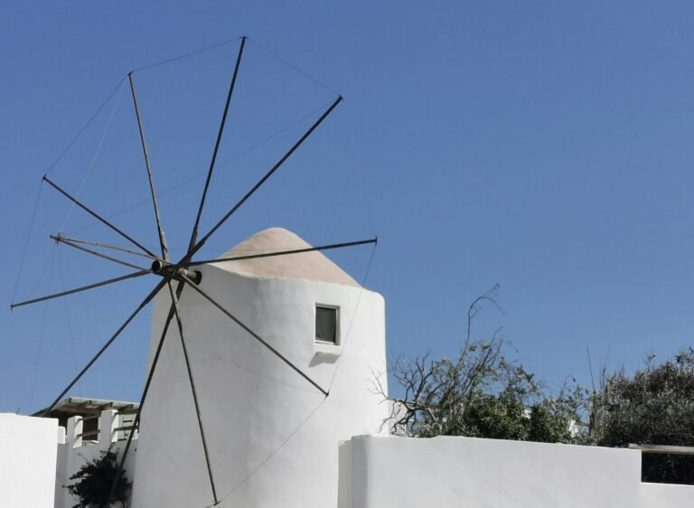 Where to Stay in Antiparos (First-Time Visitor Hotel Guide)