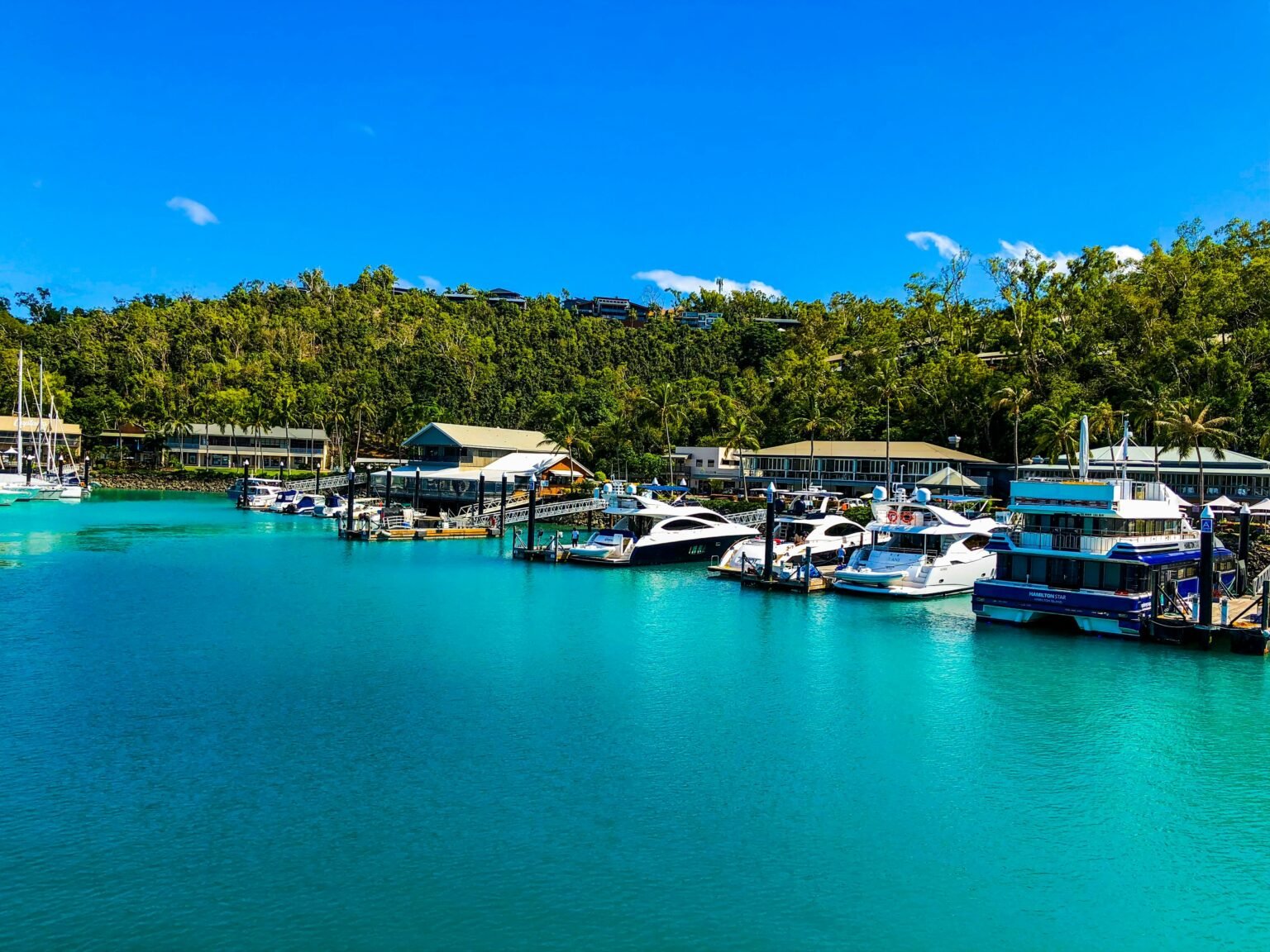 Where to Stay in Port Douglas (First-Time Visitor Guide)