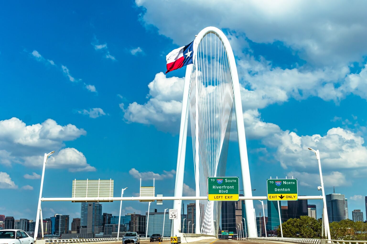 Where to Stay in Dallas, Texas (Budget-Friendly Hotels & Areas)