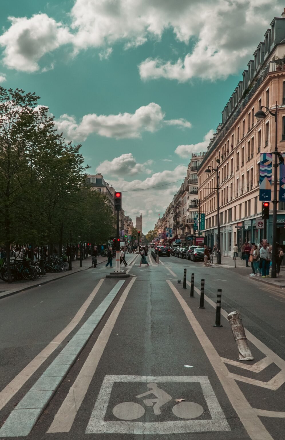 Best Hotels in Paris (For Couples): Romantic Stays by Neighborhood